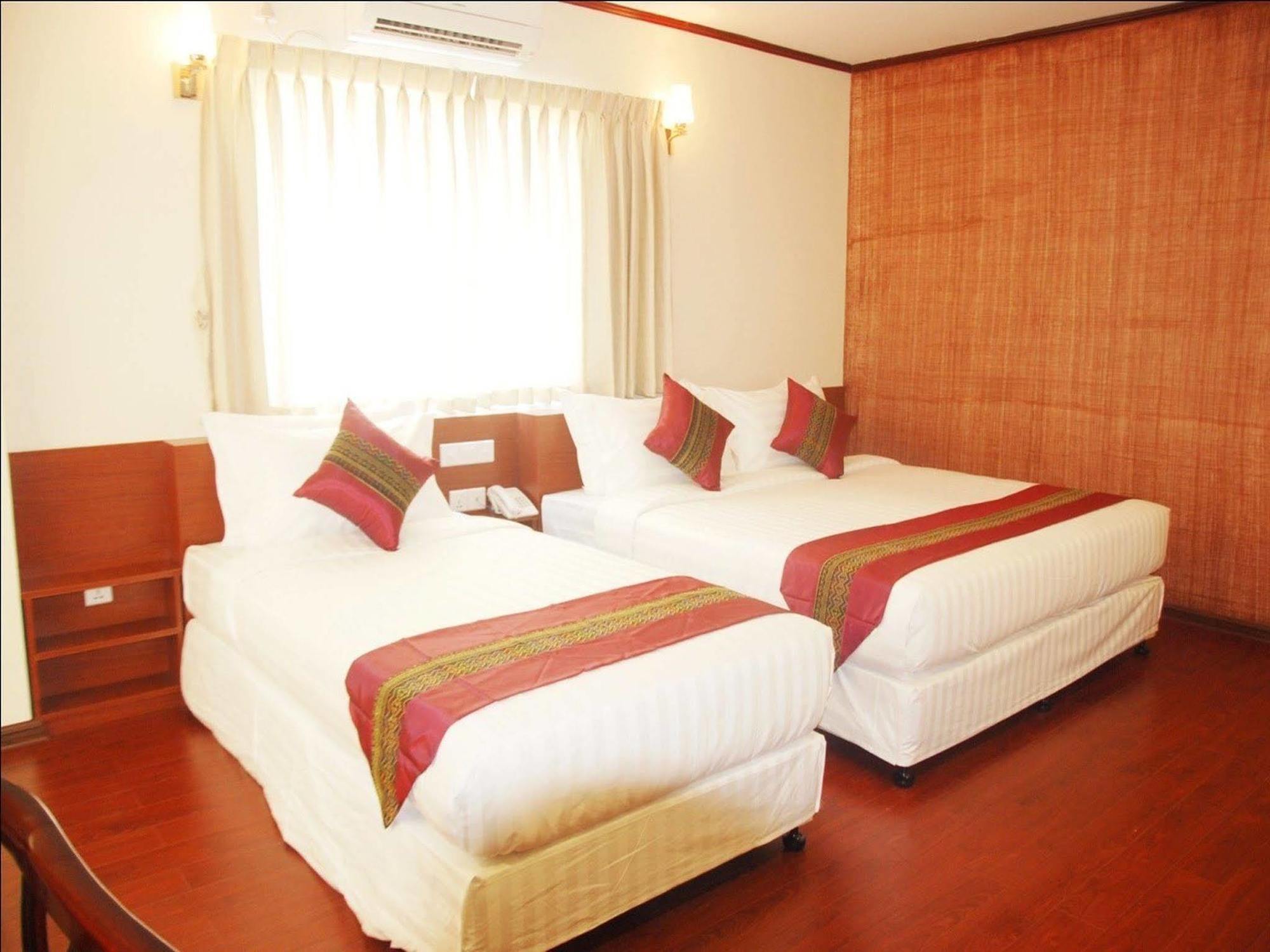 Hotel Memory Sittwe Exterior foto